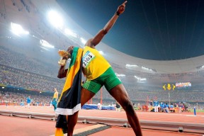 开云体育平台APP-总决赛烽火与绿茵风暴，当篮球巅峰战遇上美洲杯速胜