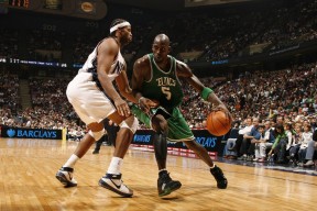 开云体育2026-深圳队淘汰赛过关骑士，布克，那个在沉默中爆发的关键先生