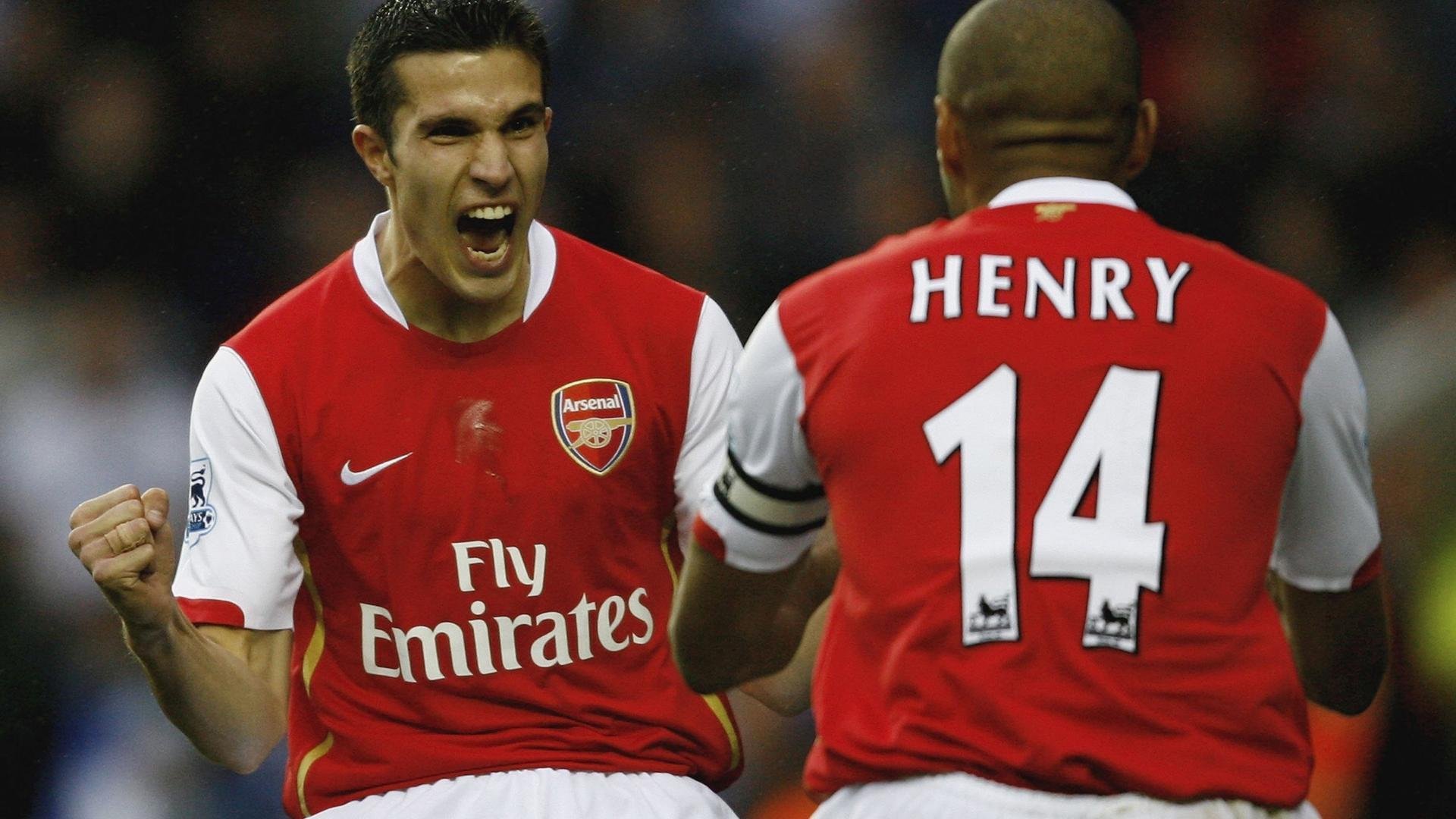 世界排名争夺战之夜,阿尔瓦雷斯持续制造杀伤,当拳台成为命运赌场